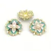 Nuevo Botón Metálico de Flor Perla Diamante Barroco Retro Estilo Palacio Decoración para Ropa Suéter Chaqueta Cortavientos
