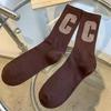 Medias de tiburón para mujer, calcetines hasta media pantorrilla, calcetines de moda de algodón ins, medias blancas, primavera y verano, calcetines de letras de celebridad de Internet de Corea del Sur