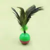 Juguete de ratón de felpa con plumas naturales, duradero y resistente a arañazos y mordeduras, una herramienta de autoentretenimiento para aliviar el aburrimiento de los gatos, suministros para mascotas