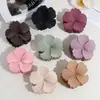 Pinza para el pelo de flor de margarita de color Morandi mate transfronteriza europea y americana para recogido en la parte trasera del cabello Pinza para el pelo de flor Pinza de tiburón Accesorio para el cabello para mujer