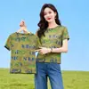 Camiseta de Manga Curta com Estampa de Letras Estilo Europeu para Mulheres, Caimento Solto, Design Emagrecedor, Nova Tendência 2026 Top Feminino