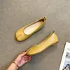 Sapatos baixos retrô de sola macia estilo casco de porco para mulheres, coleção primavera-verão 2026, bico redondo estilo festa, mocassins baixos para gestantes
