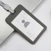 En stock de fábrica tarjetero de plástico tarjetero para identificación de estudiante tarjetero rígido para tarjeta de identificación tarjetero para identificación de exposición carcasa para tarjeta de trabajo de fábrica