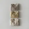 Suéter Bordado INS Estilo Coreano Primavera e Outono para Bebê Top de Suéter com Ombro Caído de Urso de Desenho Animado para Crianças