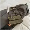 Bolso de Mano Pequeño Moderno y Único para Mujer 2025 Invierno Nueva Moda Bolso Cuadrado Pequeño de Viaje Bolso de Hombro de Alto Valor