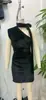 Para Comercio Exterior Transfronterizo Europeo y Americano Ropa de Mujer, Moda Popular en Aliexpress Vestido Sexy de Terciopelo con Accesorios de Bufanda