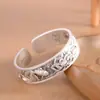 Pulsera Retro Estilo Étnico Artístico Hecha a Mano con Luna sobre Estanque de Lotos en Plata Pura 999.9