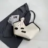 Bolsa de Ombro Versátil Tecida Retrô Transfronteiriça para Mulheres 2025 Nova Moda Casual Bolsa de Ombro Cor Contrastante Bolsa Tote para o Dia a Dia