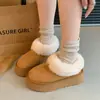Sapatos fofos sapatos de pão sapatos de algodão de cano baixo novo estilo 2026 sola grossa botas de neve para mulheres com forro de fleece aquecidos e espessos sapatos de inverno para mulheres