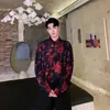 Camisa Masculina Estilo Retrô Verão 2025 Estampa de Rosas Solta e Estilosa Estilo Celebridade da Internet Camisa Brilhante Top da Moda