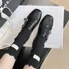 Sapatos de Couro Florais Barrocos Estilo Britânico Retrô para Mulheres, Novos Mocassins Brogue Primavera e Outono 2026 com Aumento de Altura Oculto