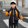 Chaqueta de Otoño para Niños 2390 Nueva Moda Infantil Estilo Coreano Cortavientos Chaqueta para Bebé Primavera y Otoño Ropa Urbana