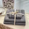 Juego de Ropa de Cama de Cuatro Piezas de Algodón Lavado a Cuadros Sencillo, Juego de Tres Piezas para Dormitorio, Funda de Edredón, Sábana Ajustable, Juego con Temática de Plantas