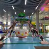 Parque de diversões pequeno e médio interno e externo, atrações, cabine feliz, pista de bolinhas, carro de spray, equipamentos de diversão infantil
