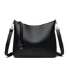Comércio Exterior Atacado Transfronteiriço Bolsas Femininas 2026 Nova Moda Retrô Europeia e Americana Bolsa de Ombro Transversal Grande Capacidade