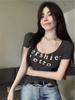 Camiseta de manga corta con cuello en U y estampado de letras de chica sexy estilo americano para mujer, nuevo diseño de verano 2025, estilo Pure Desire.