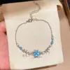 Pulseira de zircônia europeia e americana com laço e flor, pulseira de luxo leve de nicho de alta qualidade, joia estilosa e versátil