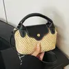 Bolsa de Ombro Transversal Tecida Patchwork Simples Vintage Tendência Verão 2026 Bolinho para Mulheres