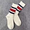 Calcetines de mujer neutros de otoño e invierno con absorción de sudor, de rizo, a rayas, apilables, modernos, deportivos, de color en contraste, hasta la rodilla.