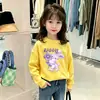 Camiseta de Algodão Puro para Meninas com Gola Redonda e Manga Longa 2026 Nova Coleção Primavera e Outono Estilo Médio e Grande Crianças Bebê Estilosa Estampa de Desenho Animado Top