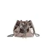 Bolso cruzado para mujer bolso de cadena 2023 nuevo de moda ins elegante color liso bolso pequeño bolso tipo cubo simple japonés y coreano