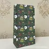 Bolsa de regalo navideña de fondo plano, bolsa de papel kraft con forma de manzana para Nochebuena, bolsa de regalo navideña sin asas.