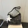 Otoño 2026 Nuevo Estilo Relajado Gran Capacidad Ligero Versátil para el Trabajo Diario Bolso Tote de Hombro Cruzado al por Mayor Bolsos para Mujer