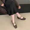 Zapatos Mary Jane para mujer con aumento de altura interno y punta cuadrada, nuevo modelo de verano 2026, versátiles para combinar con faldas, adecuados para ir al trabajo