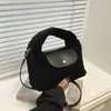 Versión Coreana Bolso Pequeño Cuadrado de Lana de Cordero de Nicho para Mujer Otoño 2025 Nuevo Bolso Cruzado de Hombro Único Casual de Gama Alta
