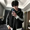 Chaqueta versátil de estilo coreano para hombre de otoño e invierno con tres rayas, sudadera deportiva de moda estilo universitario para hombres jóvenes