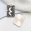 Accesorios Retro Oscuros de Cartas de Tarot Europeos y Americanos de Venta Caliente Transfronteriza, Colgantes, Collares, Pendientes, Llaveros