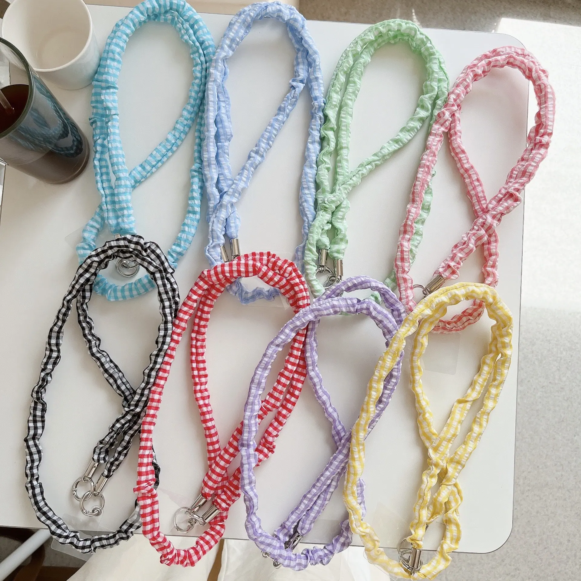 7B04E24F-2FBD-4BE0-AB43-7EC9A8