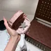 Pinza para el pelo de estrella de mar con diamantes brillantes de estilo coreano, nuevo, elegante, de lujo ligero, pinza de pico de pato versátil y exquisita, accesorio para el pelo lateral para mujer