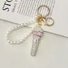 Chaveiro de Microfone 3D com Pedras Strass de Luxo Leve Transfronteiriço Microfone de Strass Super Brilhante Encanto Requintado para Bolsa com Contas de Pérola