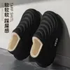Pantuflas de algodón que cubren el talón para mujer, estilo nuevo de invierno, cálidas, con felpa adicional, engrosadas, para interior, hogar, antideslizantes, impermeables, zapatos de algodón, para usar en exteriores por hombres