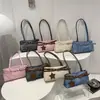 Bolsa Casual Feminina de Axila 2026 Nova Tendência Primavera Versátil para o Dia a Dia Bolsa de Ombro Bolsa de Mão para Sair