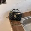 Bolsa de Hilo para Bordado de Diamantes para Mujer 2026 Nueva Moda Versátil Bolso Cruzado con Cadena Bolso de Mano Cuadrado Pequeño para Primavera y Verano