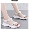 Nuevas Sandalias de Suela Gruesa de Verano para Mujer con Correas de Velcro, Zapatos Casuales de Playa Antideslizantes de Suela Suave, Zapatos Planos de Mujer, Estilo Cómodo