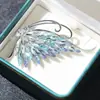 Broche de mariposa de simulación de temperamento europeo y americano, pin de color degradado de diamantes de imitación tridimensional, corsage de mariposa deslumbrante de moda