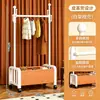 Arara de Chão Personalizável para Casa e Dormitório com Cesta e Rodas, Cabideiro Móvel para Quarto, Armazenamento Interno para Roupas, Toalhas, Chapéus