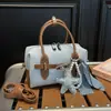 Bolsa de Mão Feminina Fashion Estilo Coreano Pequena Tote Bag 2026 Nova Primavera Bolsa Almofada Simples Versátil de Ombro Transversal
