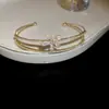 Pulseira Europeia e Americana Transfronteiriça com Diamantes Incrustados, Irregular, Multicamadas, Contas e Pérolas, Pulseira Fashion e Elegante, Joia de Luxo Leve e de Alta Qualidade