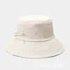 Sombrero de Pescador para Mujer, Protección Solar de Verano de Alta Gama, Ala Ancha para Mostrar el Rostro, Sombrero Pequeño, Sombrero de Cubo de Copa Plana Moderno y Versátil