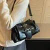 Bolso de mano personalizado de moda nicho transfronterizo para mujer, nuevo diseño de alta gama, bolso de trabajo, bolso versátil de hombro y cruzado