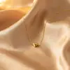 Joyería Fina de Nicho para Mujer Sencilla y Exquisita, Accesorios de Lujo Ligero, Colgante de Corazón, Collar de Oro de 18K, Joyería de Yiwu