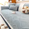 Almofada de Sofá Modelo Novo 2026 com Design Bordado Cristalino Suave de Alta Qualidade, Espessada para Outono e Inverno, Capa de Sofá Anti-Arranhão de Gato e Antiderrapante