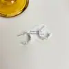Pendientes de Aro con Raya Exquisita de Malla para Mujer, Tachuelas, Nicho, Alta Gama, Lujo Ligero, Versátiles, Personalidad, Temperamento, Pendientes Nuevos
