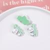 Otoño e Invierno lindo panda sosteniendo bambú nalga de panda parche de resina DIY funda de teléfono pasador accesorios para el cabello material al por mayor