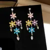 Aretes de aguja de plata con borlas de flor de zirconia, modernos y únicos, estilo palaciego, finamente elaborados, lujo ligero, aretes de alta gama