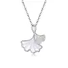 Collar Tres Vidas de la Fortuna para Mujer, un diseño de nicho con una estética de lujo ligero, moderna y minimalista, una cadena de clavícula de alta gama, perfecta como regalo de cumpleaños para tu novia